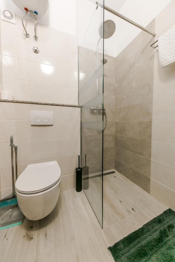 Apartamento Palomia C Split Exterior foto